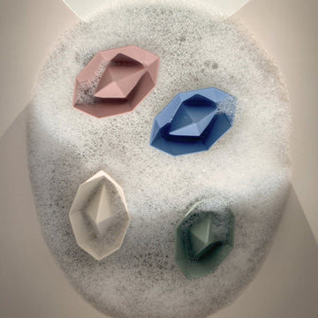 Shnuggle | Stack 'n' Sail Bath Boats