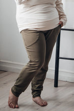 Load image into Gallery viewer, Atelier Veronique B | Romy Maternity Joggers