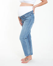 Load image into Gallery viewer, Ripe Maternity | Hunter Over Bump Crop Jean