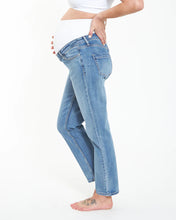 Load image into Gallery viewer, Ripe Maternity | Hunter Over Bump Crop Jean
