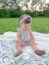 Load image into Gallery viewer, L&#39;oved Baby | Organic Muslin Smocked Headband