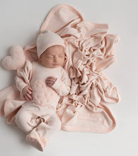 Load image into Gallery viewer, L&#39;oved Baby | Organic Velveteen Blanket