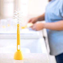 Load image into Gallery viewer, Medela | Quick Clean™ Bottle Brush
