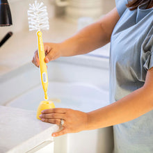 Load image into Gallery viewer, Medela Quick Clean™ Bottle Brush