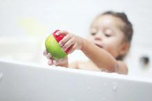 Load image into Gallery viewer, Ubbi | Squeeze n&#39; Switch Bath Toys