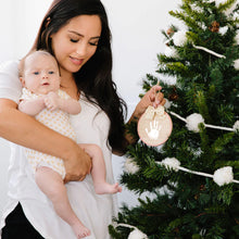 Load image into Gallery viewer, Pearhead Fill-In Babyprints Ornament