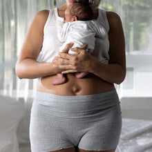 Load image into Gallery viewer, Frida Mom | Disposable Postpartum Underwear Boyshort - Regular