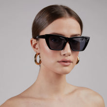 Load image into Gallery viewer, Shady Lady Gwen Sunglasses