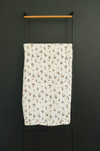 Load image into Gallery viewer, Mebie Baby | Muslin Quilt