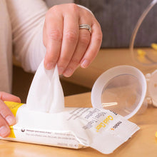 Load image into Gallery viewer, Medela | Quick Clean™ Wipes | 30ct